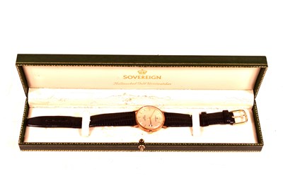 Lot 495 - A 9ct gold cased Sovereign wristwatch, with...