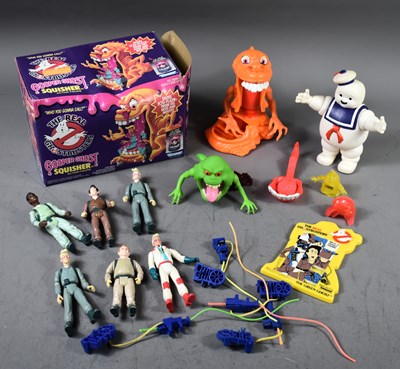 Lot 408 - A group of vintage Ghostbuster toys to include...
