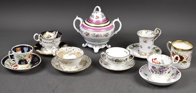 Lot 123 - A quantity of 19th Century and later porcelain...