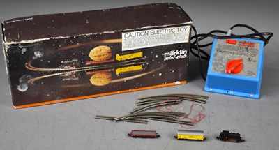 Lot 412 - A boxed Marklin mini-club Z gauge electric...