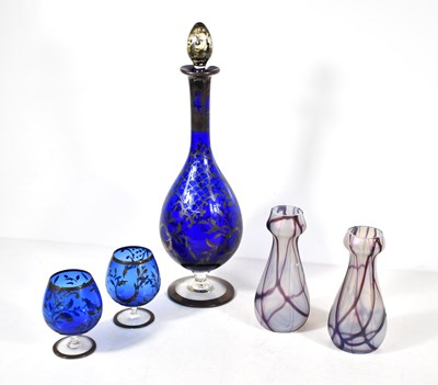 Lot 110 - A pair of amethyst and vaseline glass vases,...