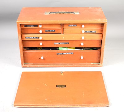 Lot 479 - A vintage Union engineers toolbox containing...