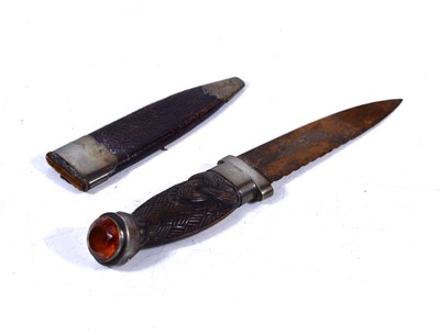 Lot 431 - An antique Scottish Skean Dhu dagger with...