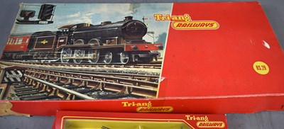 Lot 312 - A Triang OO gauge railway set, No.RS29, in the...