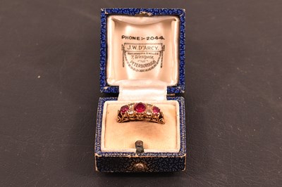 Lot 97 - An antique 9ct gold and three stone pink...
