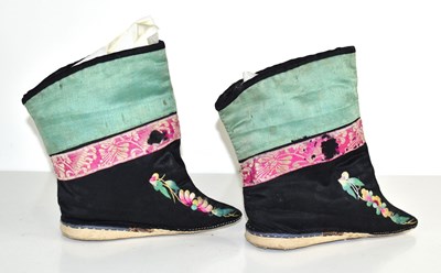 Lot 323 - A pair of Chinese lotus shoes with ankle...