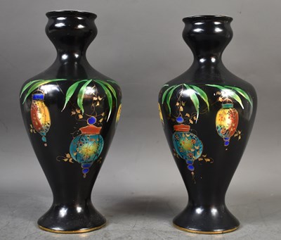 Lot 186 - A pair of early 20th century Bow pottery vases,...