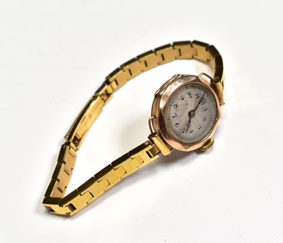 Lot 101 - An Art Deco 9ct gold cased ladies wristwatch,...