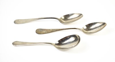 Lot 348 - A group of three Continental 800 grade silver...