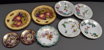 Lot 162 - A group of decorative plates to include two...
