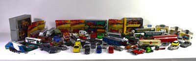 Lot 300 - A group of diecast vehicles to include a Motor...