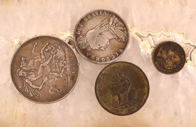 Lot 26 - A group of coins to include a Queen Victorian...