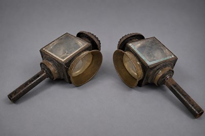 Lot 132 - A pair of Edwardian steel carriage lamps with...