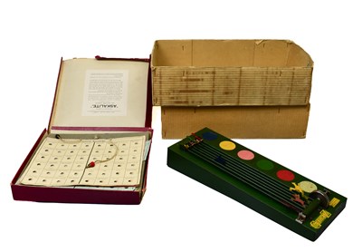 Lot 427 - A vintage Gee-Wiz horse racing game alongside...