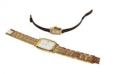 Lot 273 - A vintage ladies 9ct gold cased wristwatch,...
