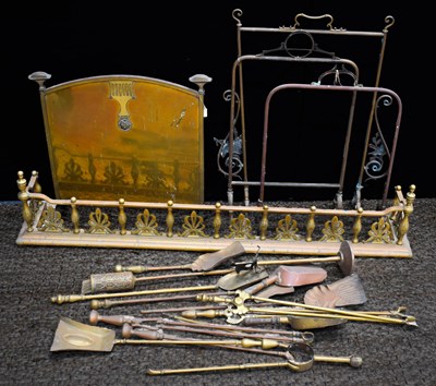 Lot 347 - A group of metalware to include a brass fire...