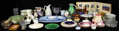 Lot 217 - A group of Victorian and later porcelain,...