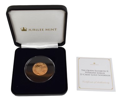 Lot 20 - A Royal Mint full gold sovereign, Diamond...