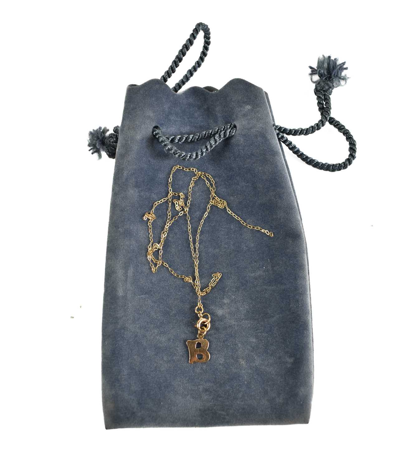 Lot 44 - A 9ct gold pendant necklace, the pendant in...