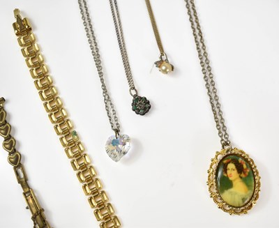 Lot 23 - A selection of jewellery and watches, to...