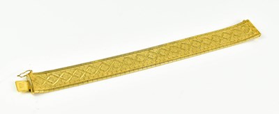 Lot 270 - An 18ct gold articulated mesh bracelet with an...
