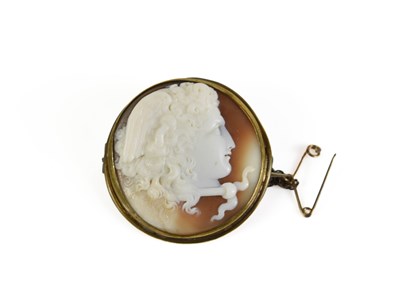 Lot 121 - A 19th century shell cameo Medusa brooch, set...