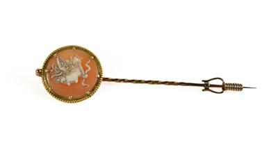 Lot 159 - A 19th century gold and shell cameo Medusa...