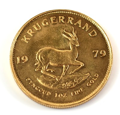Lot 390 - A South Africa fine 1oz gold krugerrand dated...