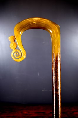 Lot 64 - A shepherd's crook with horn handle carved...