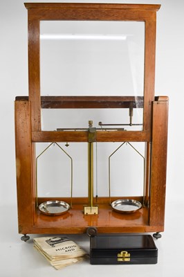 Lot 30 - A set of Griffin & Tatlock microid balance...