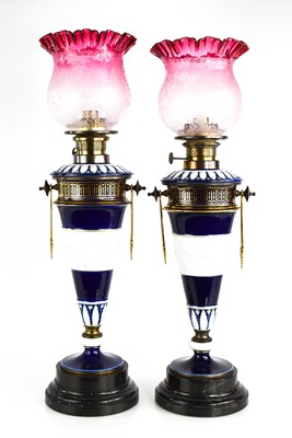 Lot 93 - A pair of neo-classical Continental porcelain...