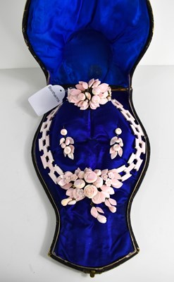 Lot 117 - An early 19th century pink coral necklace,...