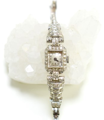 Lot 4 - A vintage ladies platinum and diamond cocktail...