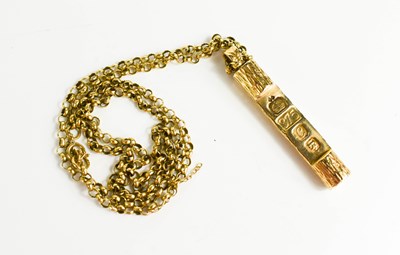 Lot 166 - A 9ct gold pendant, stamped 375, and a 9ct...