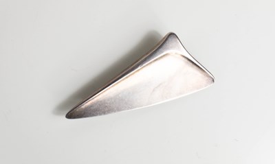 Lot 5 - A George Jensen vintage silver brooch.