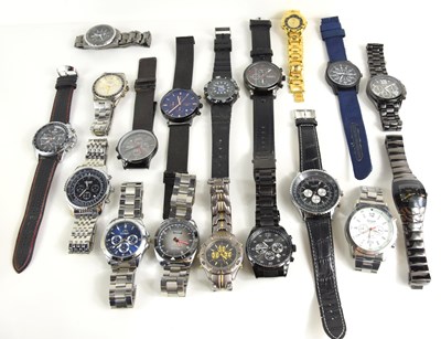 Lot 233 - A large group of watches to include Curren,...