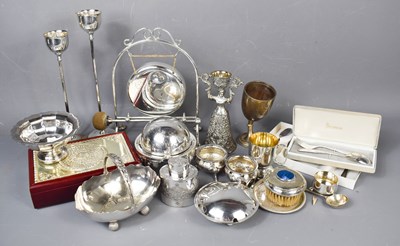 Lot 192 - A silver goblet A/F, a continental silver...