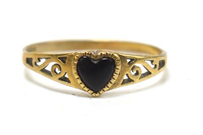 Lot 16 - A 9ct gold sweetheart ring, set with a jet...