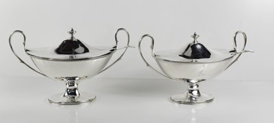 Lot 118 - A pair of fine Georgian silver sauce tureens...