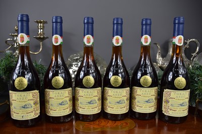 Lot 74 - Six bottles of Tokaji Aszu 6 puttonyos...